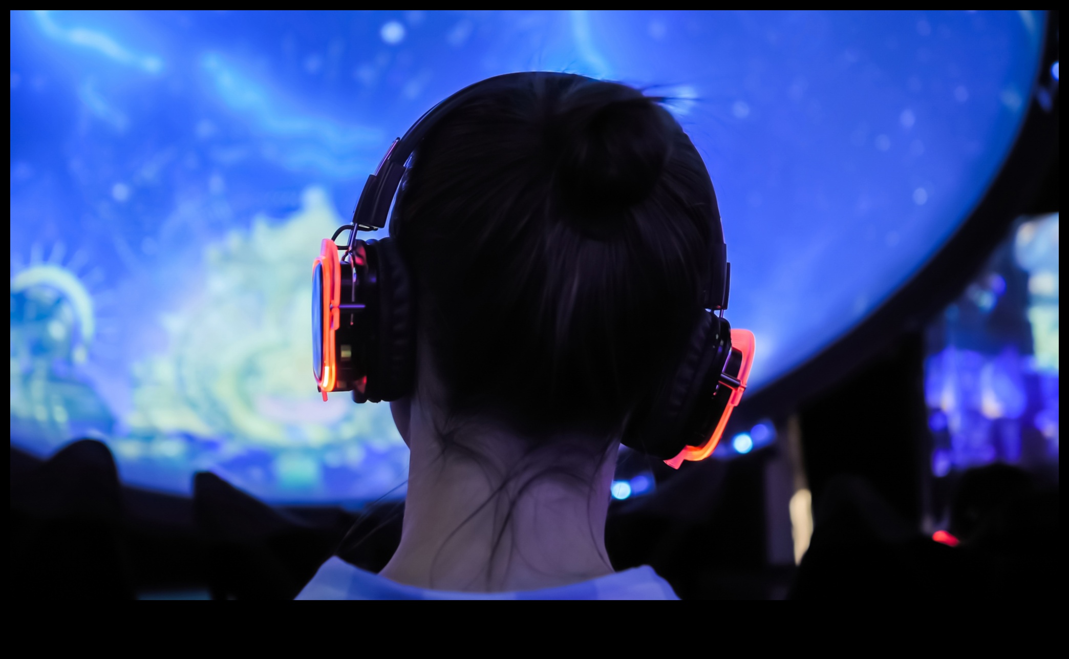 Spatial Soundscapes: Electronics for 3D Audio and Spatial Audio Experiences