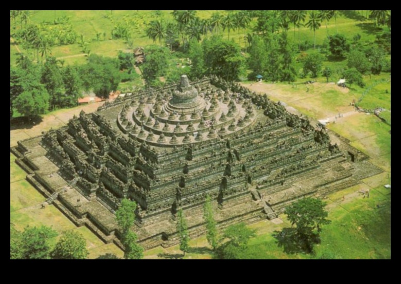 Ταξίδια της Ιάβας Ένα πολιτιστικό σταυροδρόμι της Ινδονησίας 3 Ταξίδια της Ιάβας: Καλλιτεχνική Κληρονομιά της Ινδονησίας