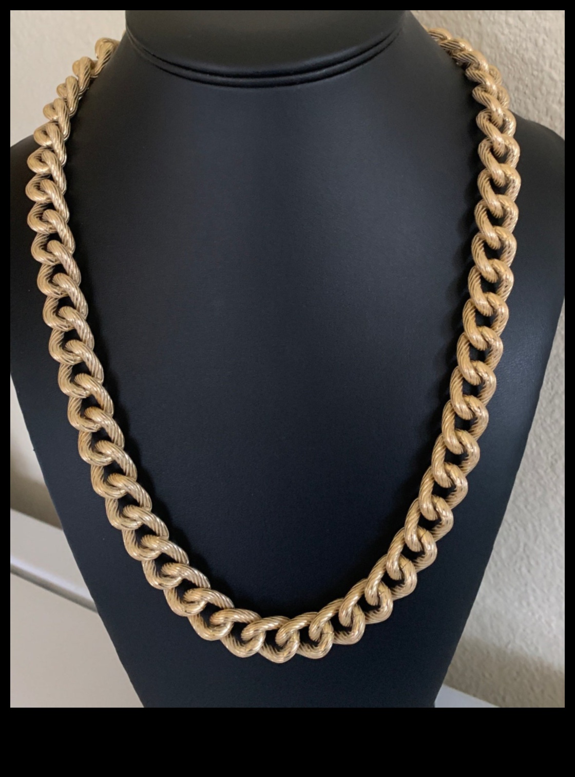 Φωτεινοί σύνδεσμοι: Συνδέστε το στυλ σας σε χρυσό