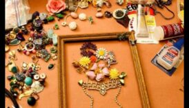 DIY Jewelry Art in the Making 2 Αξεσουάρ DIY εμπνευσμένα από καλλιτεχνικά πορτρέτα: Crafting Wearable Art