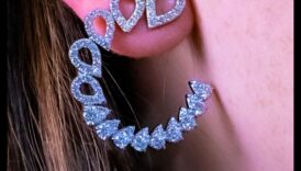 Eternal Elegance: Διαχρονική λαμπρότητα σε κάθε ζευγάρι σκουλαρίκια μας