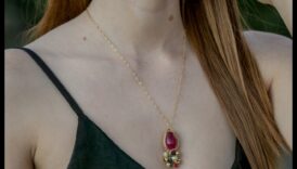 Απλή λάμψη: Φωτίστε το στυλ σας με μινιμαλιστικά πετράδια