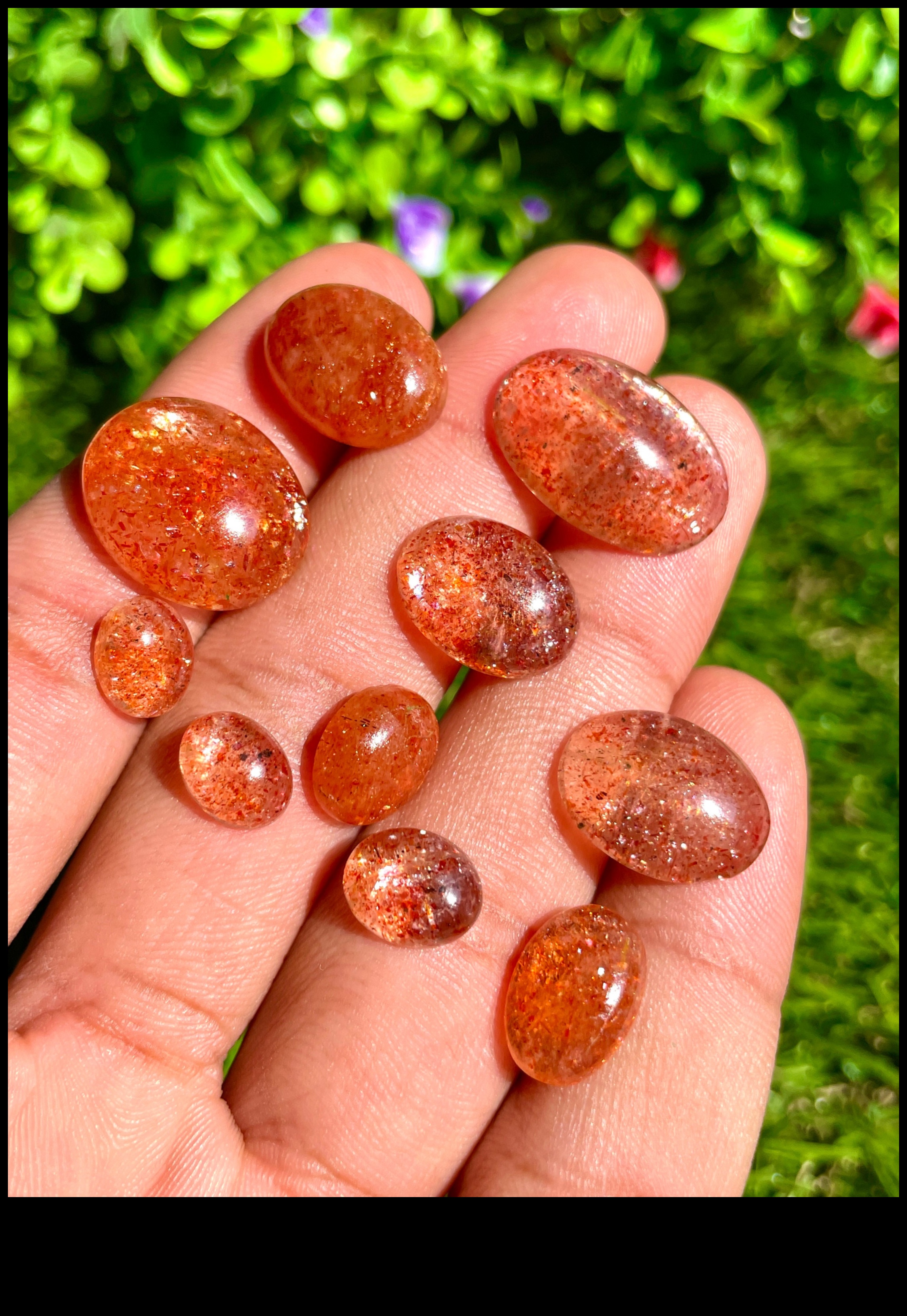 Sunstone Sparkle: Γυαλίστε στη ζεστασιά των ηλιόλουστων πολύτιμων λίθων