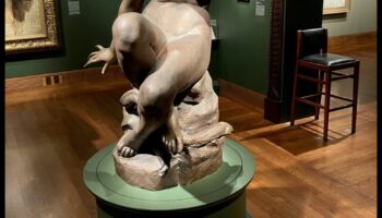 Κοιτάζοντας πίσω στον χρόνο: Μια οπτική γιορτή αρχαίων τεχνουργημάτων